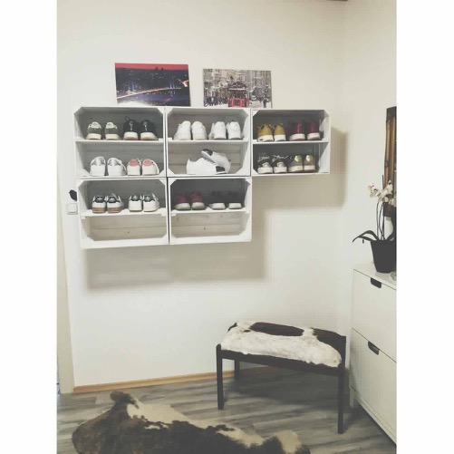 Weiße Kiste als Schuh- und Bücherregal 50x40x30cm