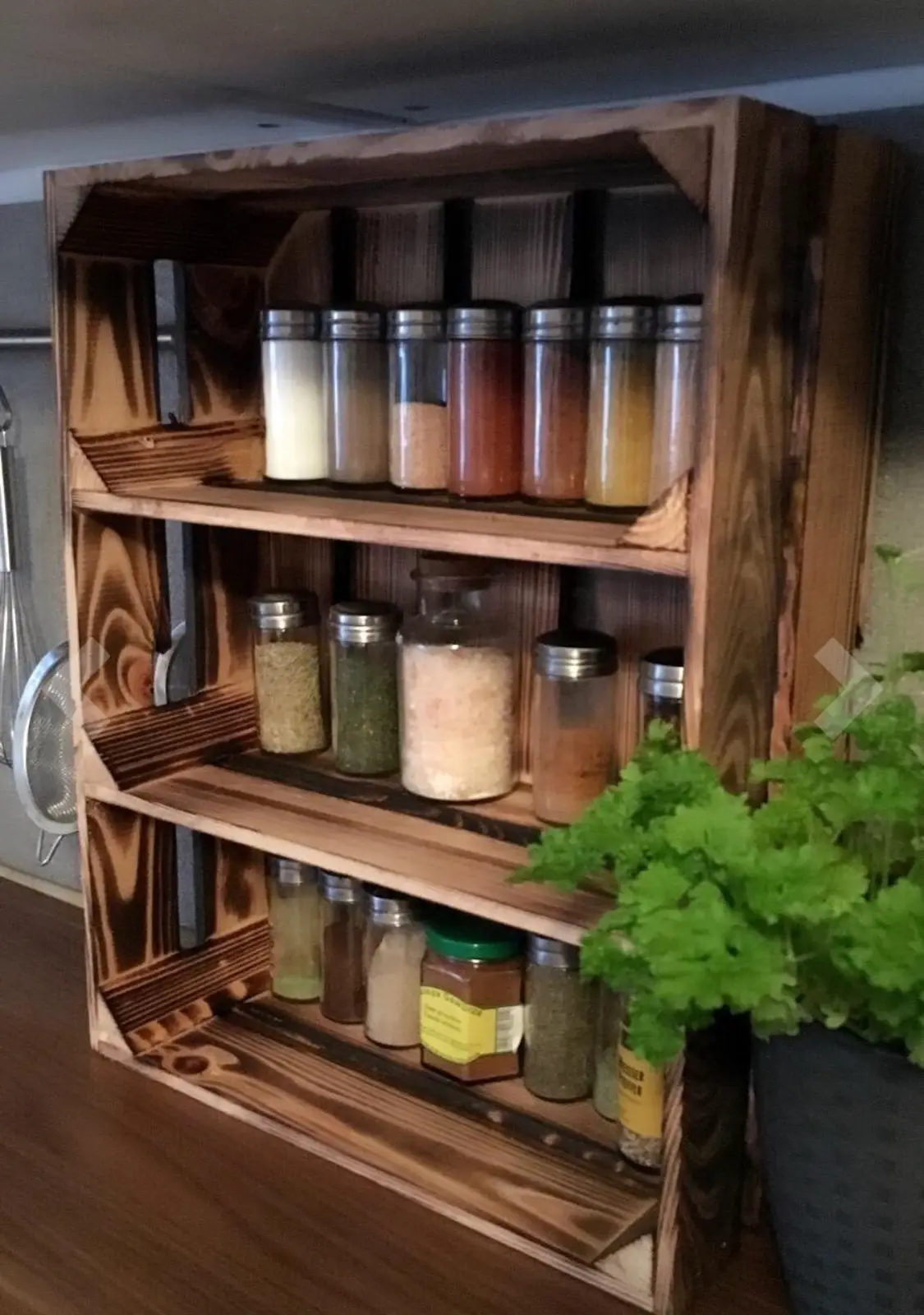 Regalkiste flach mit 3 Fächern *geflammt* 50x40,5x16cm Regalkiste flach mit 3 Fächern *geflammt* 50x40,5x16cm