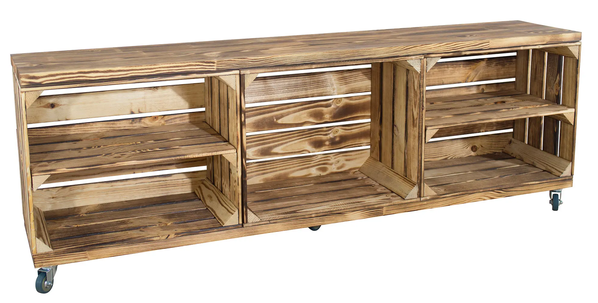 TV Schrank in geflammter Optik aus 3 Kisten sowie 2 Bohlenbrettern auf Rollen 150x53x30