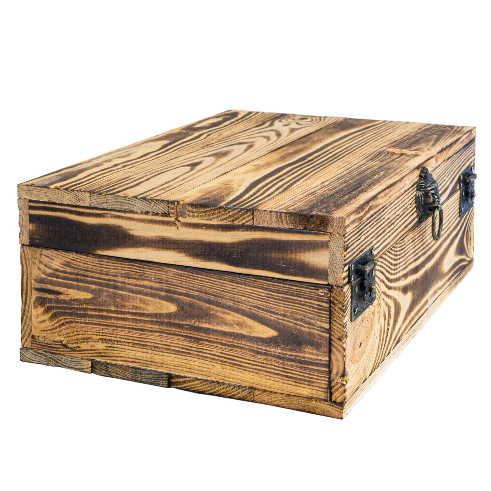 Rustikale Holztruhe mit Löwenkopfgriff – 40 x 30 x 16 cm | Schatztruhe aus Massivholz Geflammt Rustikale Holztruhe mit Löwenkopfgriff – 40 x 30 x 16 cm | Schatztruhe aus Massivholz Geflammt