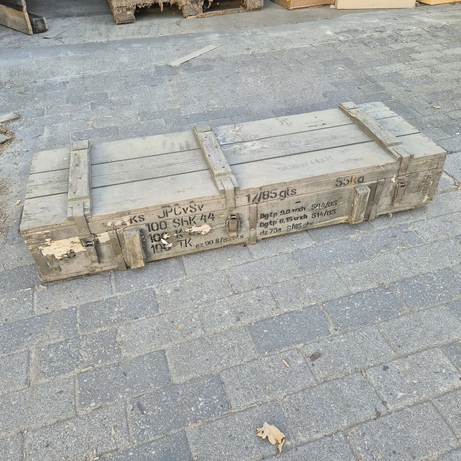 Neue lange Munitionskiste B-WARE 118x38x22cm Neue lange Munitionskiste B-WARE 118x38x22cm