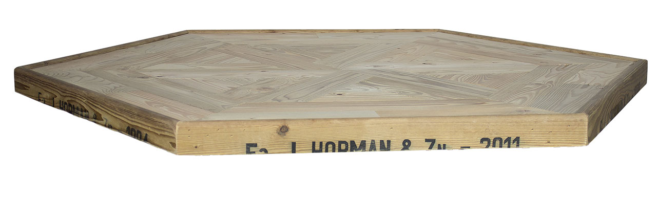 Sechseck-Tischplatte aus Apfelkisten 99x99x39cm Sechseck-Tischplatte aus Apfelkisten 99x99x39cm