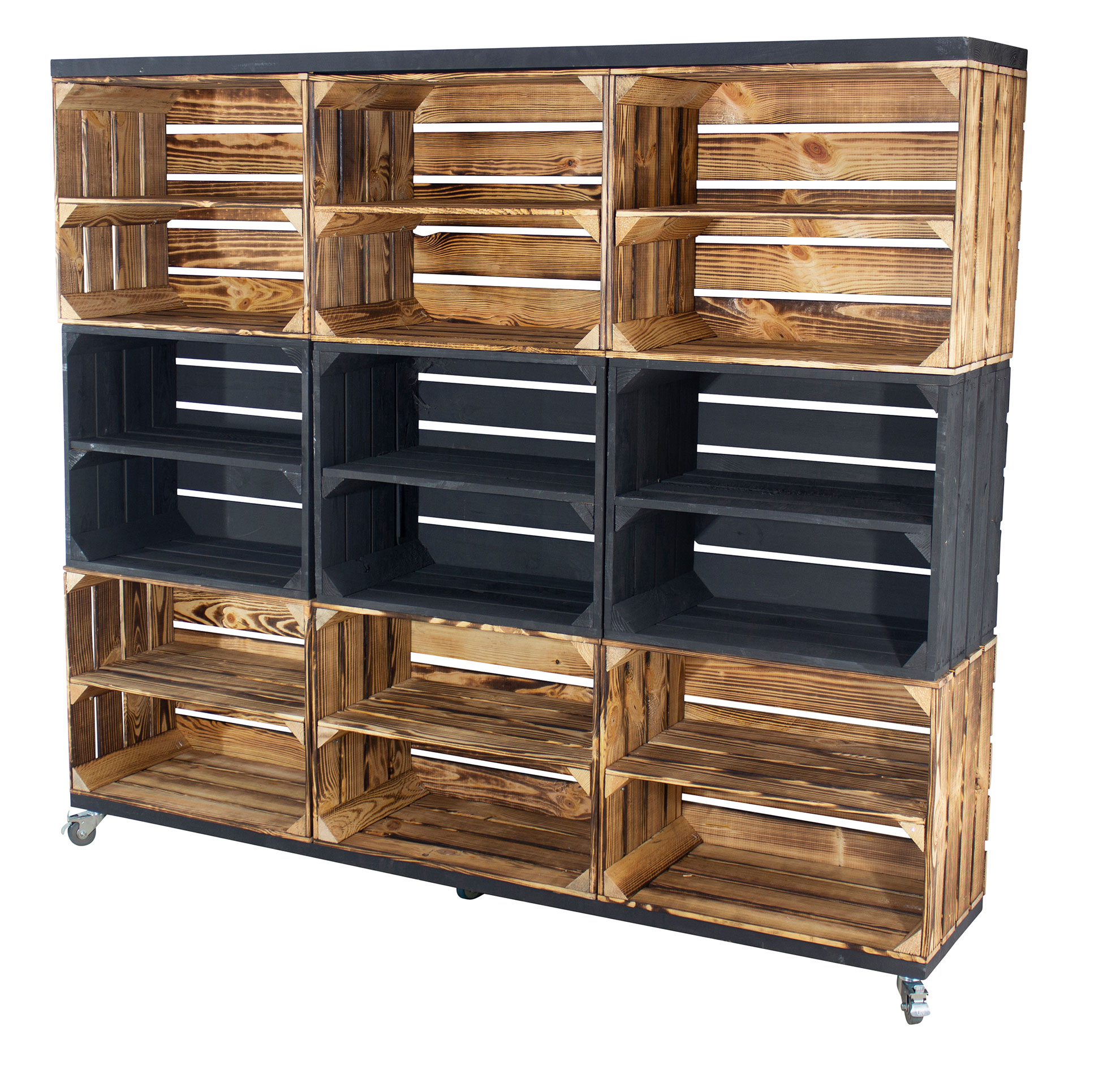 Raumtrenner aus 9 Kisten 6 geflammte und 3 schwarze mit Mittelbrett und schwarzen Bohlenbretter auf Rollen 133x150x30cm