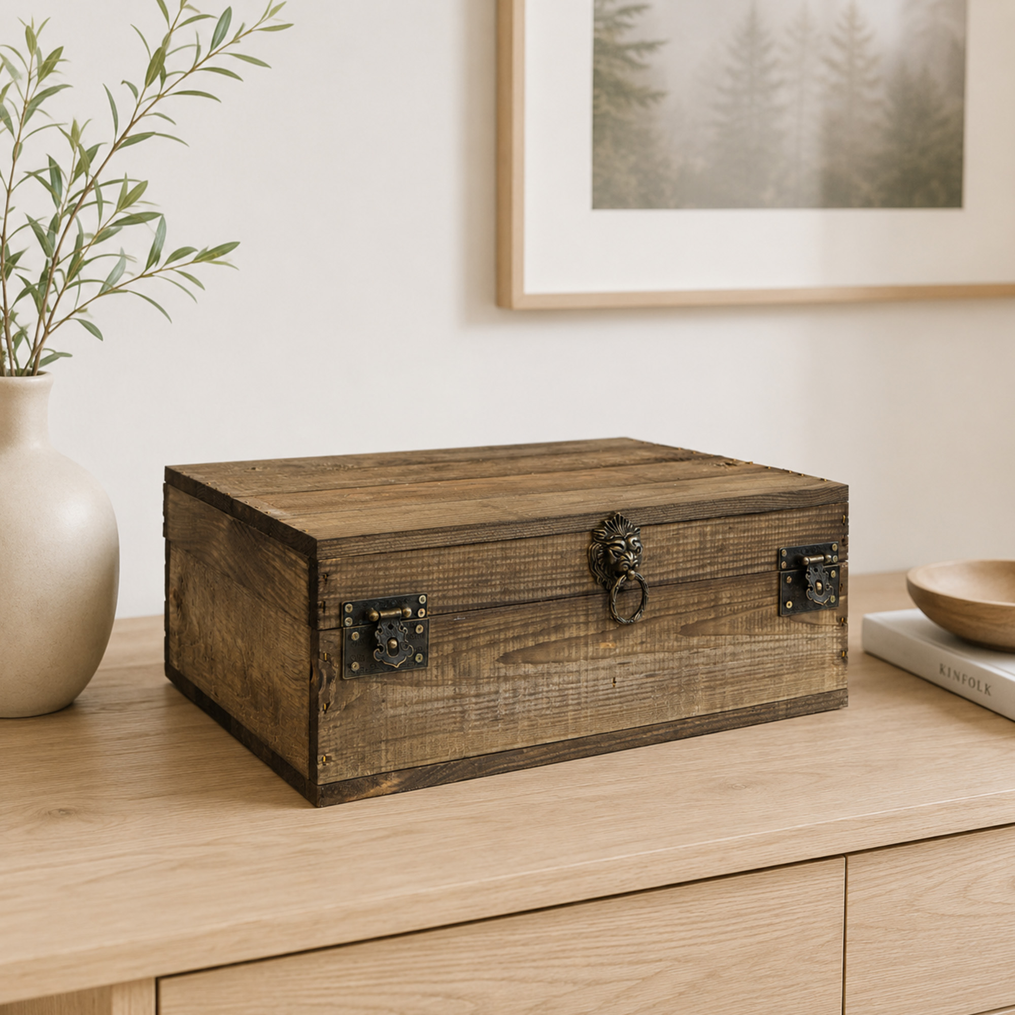 Rustikale Holztruhe mit Löwenkopfgriff – 40 x 30 x 16 cm | Schatztruhe aus Massivholz Palisander Rustikale Holztruhe mit Löwenkopfgriff – 40 x 30 x 16 cm | Schatztruhe aus Massivholz Palisander
