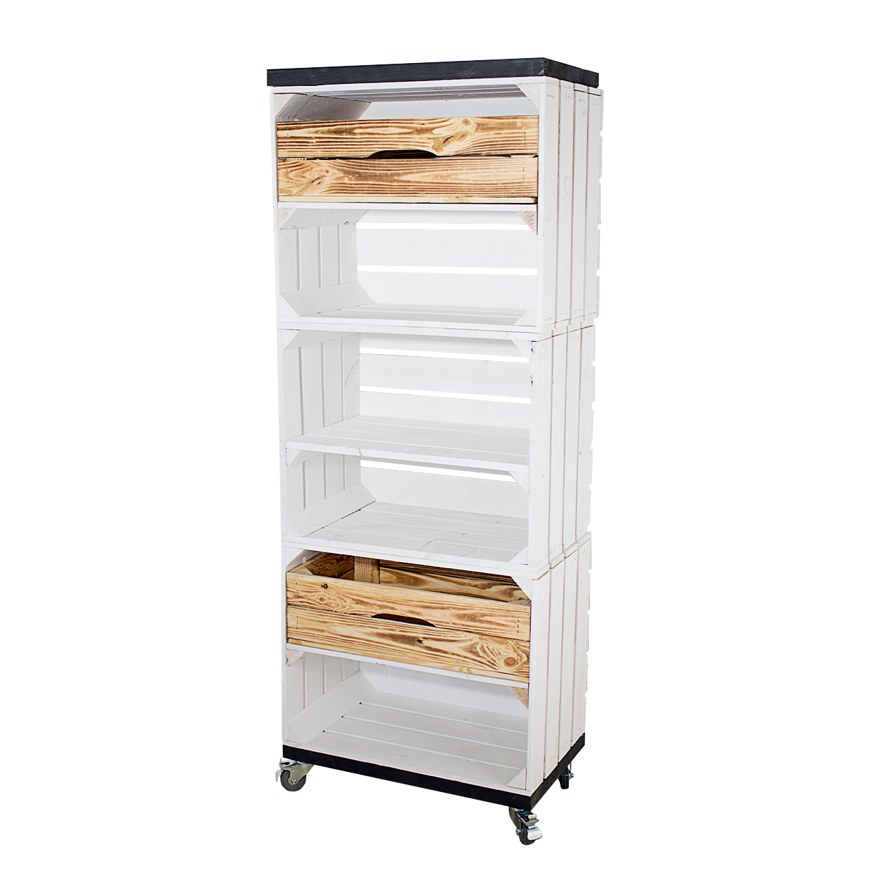 Regal aus drei weißen Obstkisten mit Schubladen und zwei Bohlenbrettern auf Rollen 135x50x30cm Regal aus drei weißen Obstkisten mit Schubladen und zwei Bohlenbrettern auf Rollen 135x50x30cm