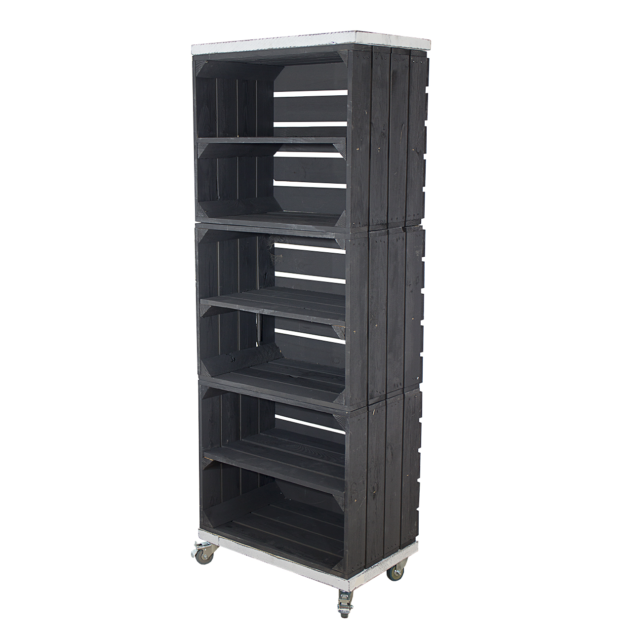 Regal aus 3 schwarzen Obstkisten mit 2 Bohlenbrettern in grau vintage auf Rollen 133x50x30cm Regal aus 3 schwarzen Obstkisten mit 2 Bohlenbrettern in shabby weiß auf Rollen 133x50x30cm