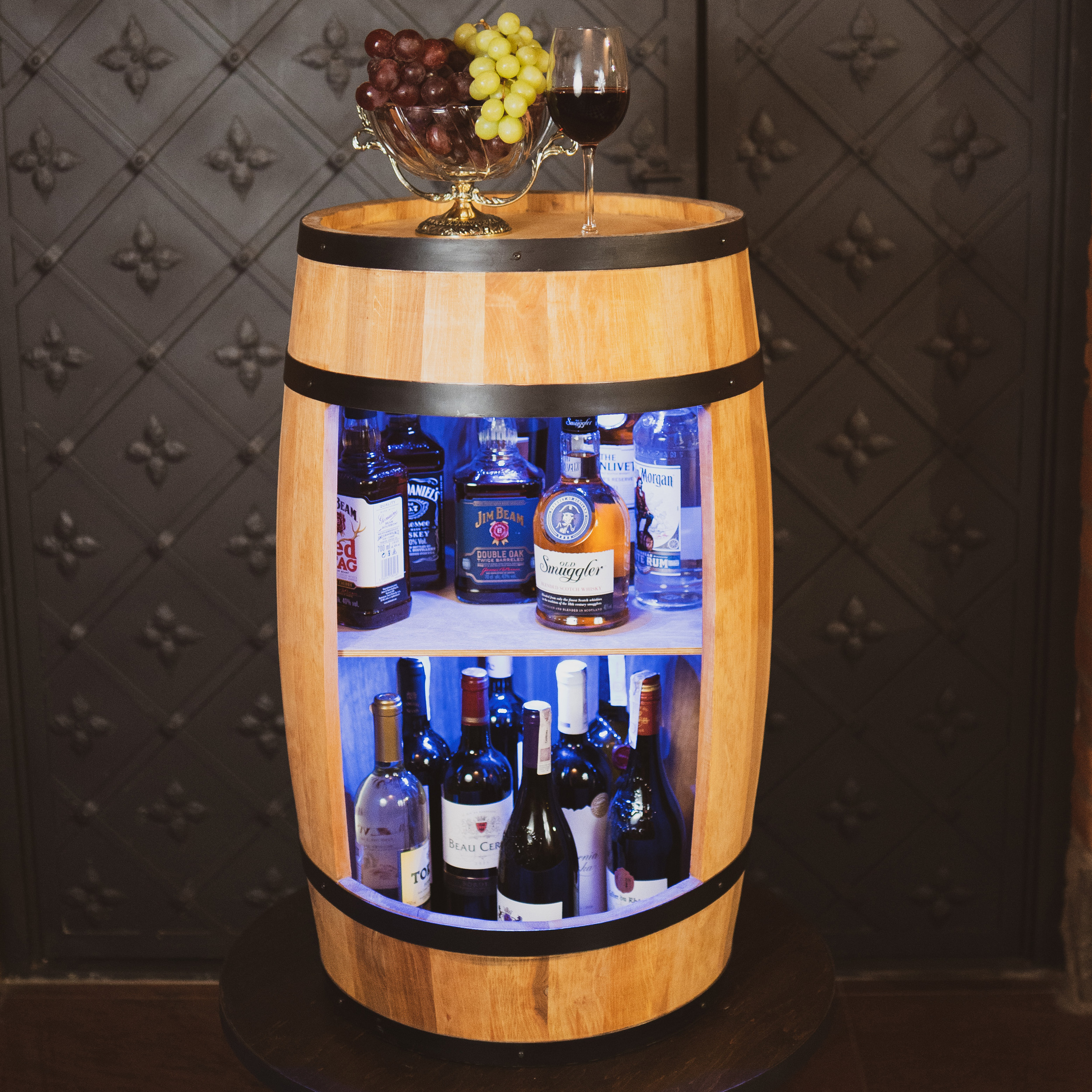 Holzfass mit Türen in heller Eichenoptik Hausbar mit LED Weinfass - Hausbar Holz  80 cm
