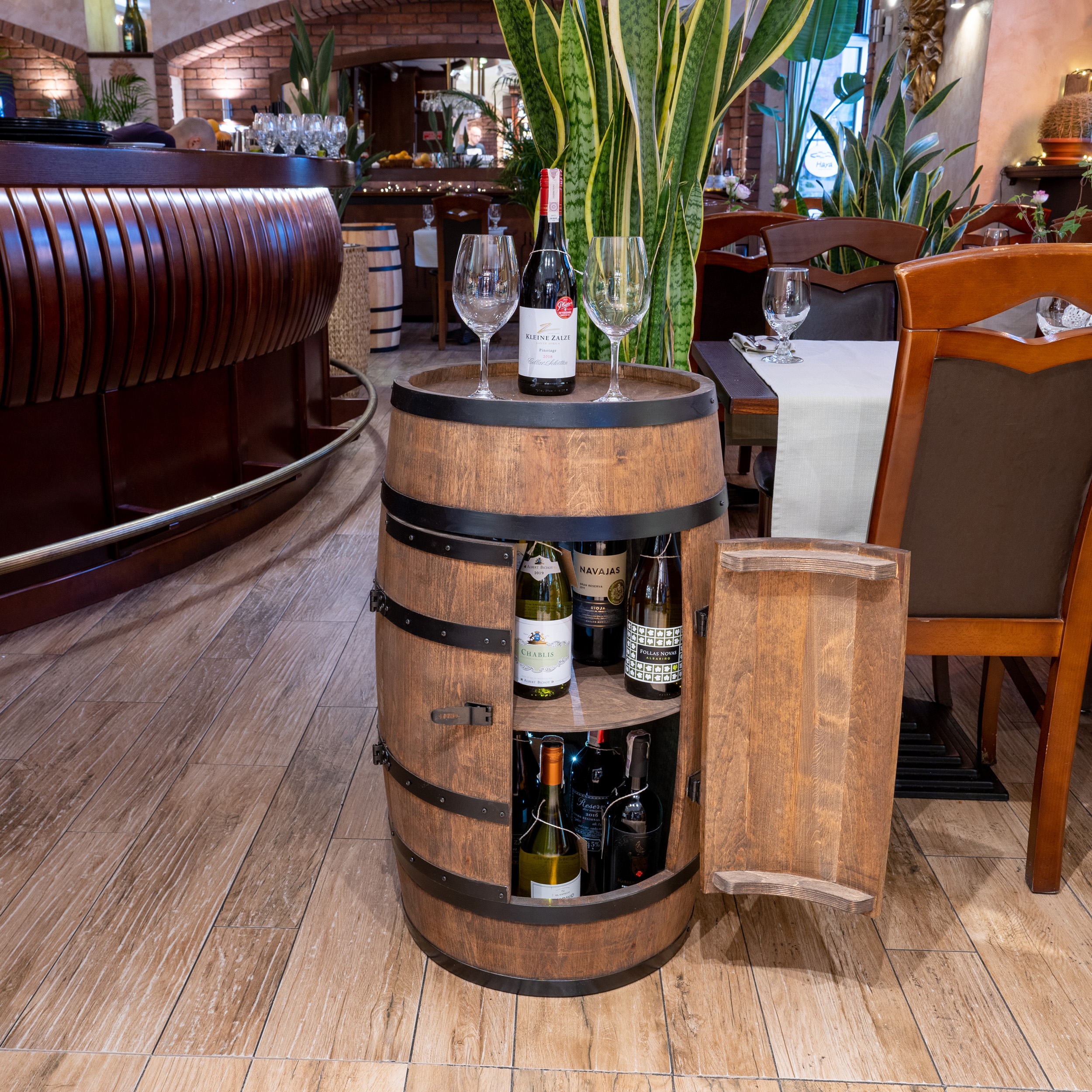 Holzfass mit Türen in Farbton Wenge Hausbar mit LED – Weinregal & Flaschenständer, Bar oder Partykeller – ca. 80 cm LED Einfarbig Holzfass mit Türen in Farbton Wenge Hausbar mit LED – Weinregal & Flaschenständer, Bar oder Partykeller – ca. 80 cm LED Einfarbig