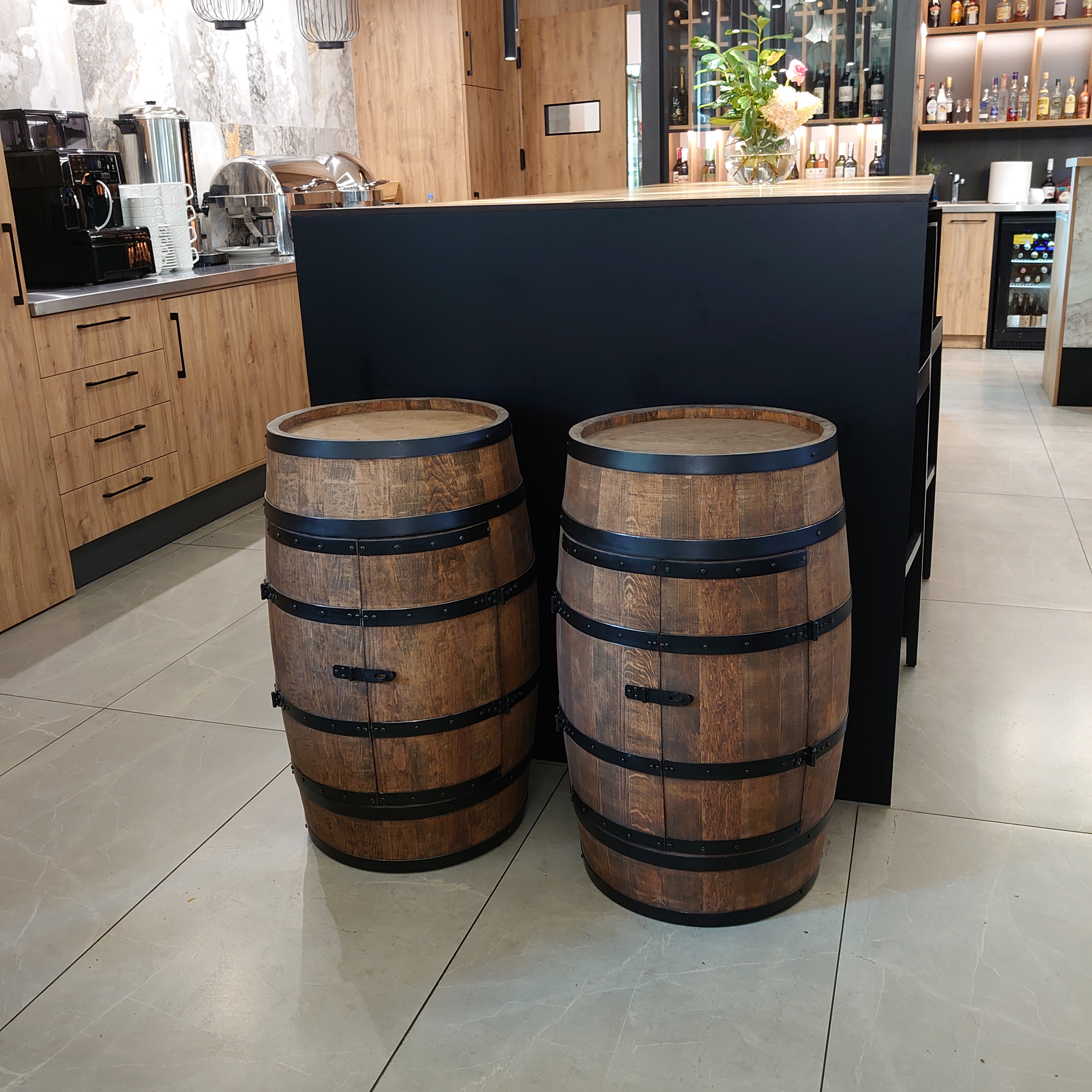 Holzfass mit Türen in Farbton Wenge Hausbar mit LED  – Weinregal & Flaschenständer, Bar oder Partykeller – ca. 80 cm LED Mehrfarbig