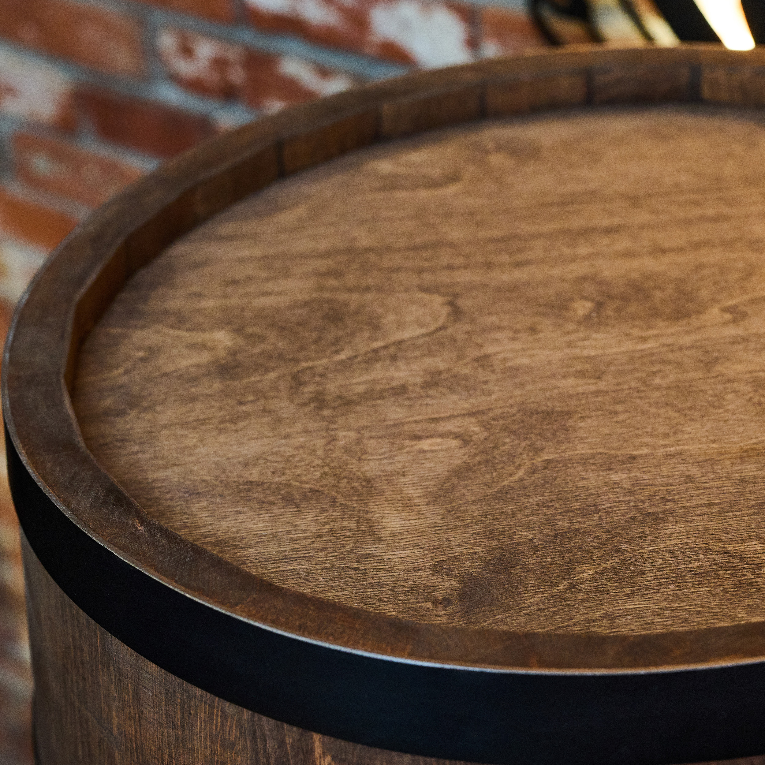 Holzfass mit Türen in Farbton Wenge Hausbar mit LED – Weinregal & Flaschenständer, Bar oder Partykeller – ca. 80 cm LED Mehrfarbig Holzfass mit Türen in Farbton Wenge Hausbar mit LED – Weinregal & Flaschenständer, Bar oder Partykeller – ca. 80 cm LED Mehrfarbig